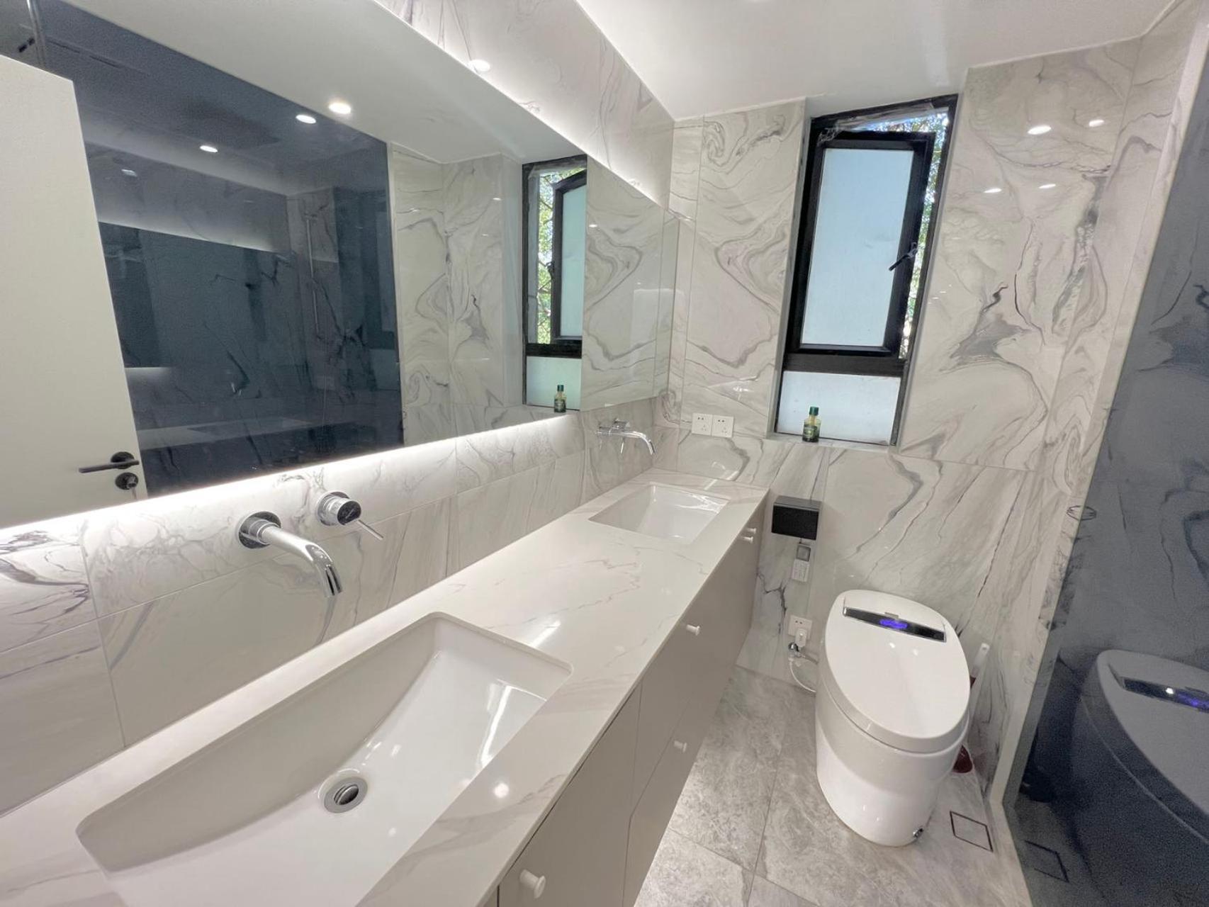 Jing'an Modern Luxury Mansion 3 Bedrooms Near Metro & Attractions * Shanghai